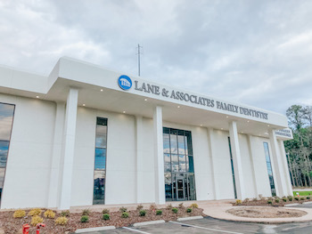 Lane and associates Durham, NC front of dental office