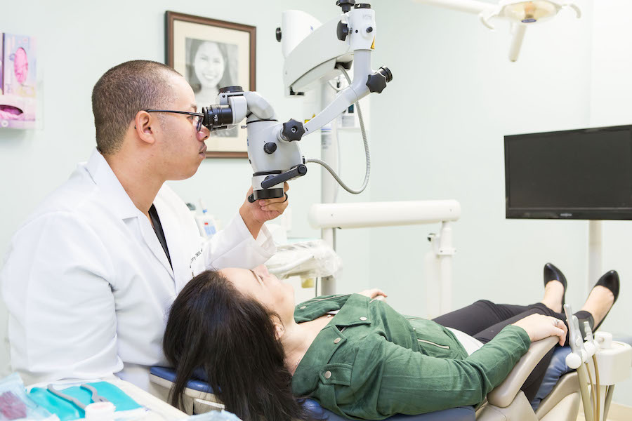Endodontist Dr. Curry treating patient